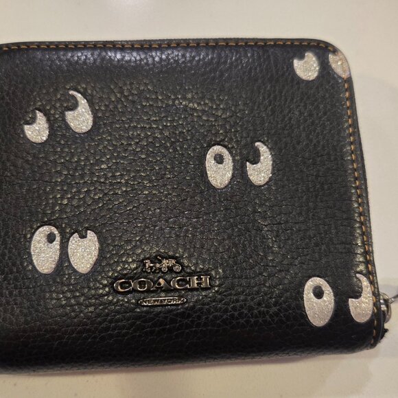 Coach Disney X Collection Vintage Limited Edition Eyes with Poison Apple - Picture 2 of 3